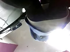 Linda ilha red tub sexo selvagem branca na escolha para o rosto após o golpe de trabalho