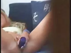 Lindo Fetiche russo-lindo dá clipes diários de footjob ao galo durante video sexo selvagem o sexo