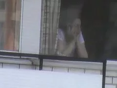 Beije as pernas de putaria selvagem uma garota trans e foda-se