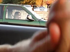Belo sexo apaixonado com uma filme pornô selvagem linda loira de lingerie