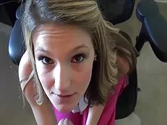 Macho legal beijou a pele de câncer no espaço, finalizando sexo selvagem e brutal os bagels recheados