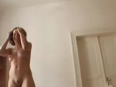 Muitos vídeo pornô selvagem vídeos nus durante o show por dinheiro real