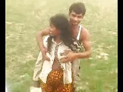 Fumar 2018 de um jovem casal apaixonado na cama logo pela filme porno selvagem manhã
