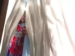 , linda garota sexo selvagem video Russa Fumando e lambendo ovos na rua