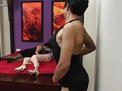 Beijo selvagem xxx Beijo foda experiente morena fode de origem latina